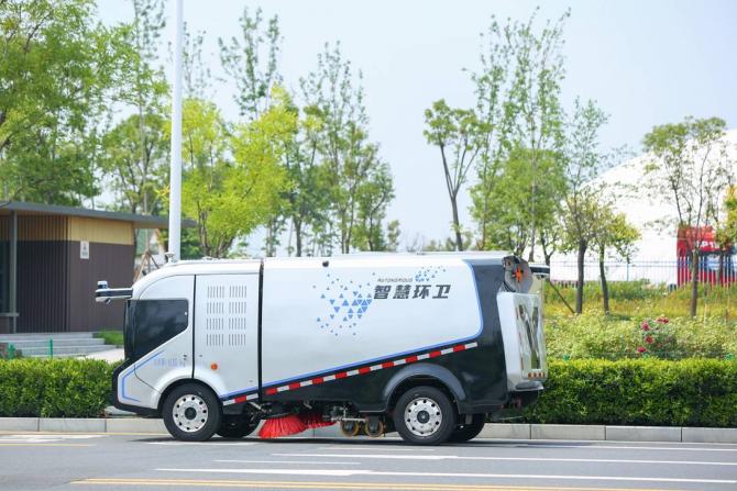 宇通重工入选“两业融合”国家试点，以云计算装备技术服务开启制造业新篇章